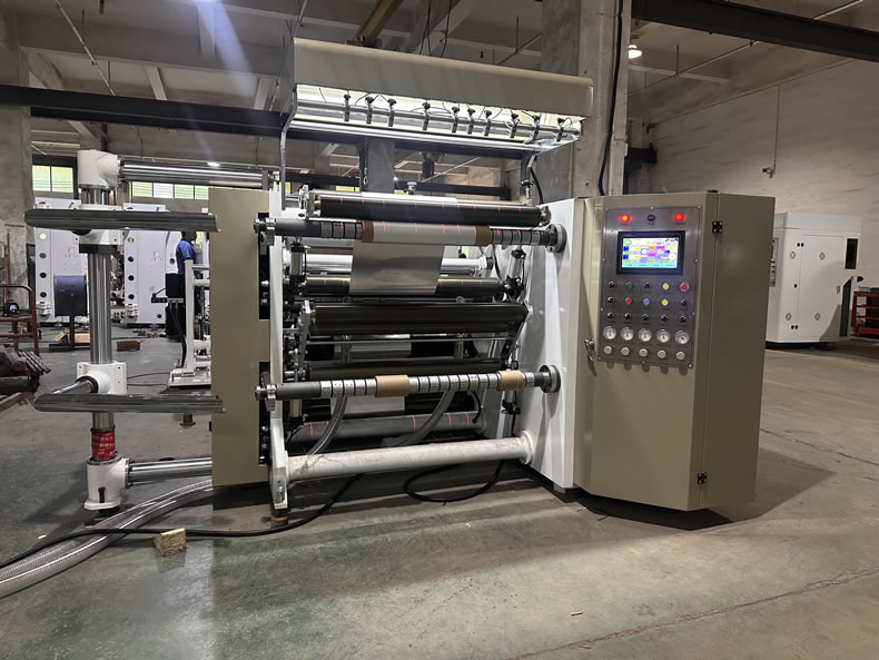 烟包衬纸压纹火博官网_火博（中国）